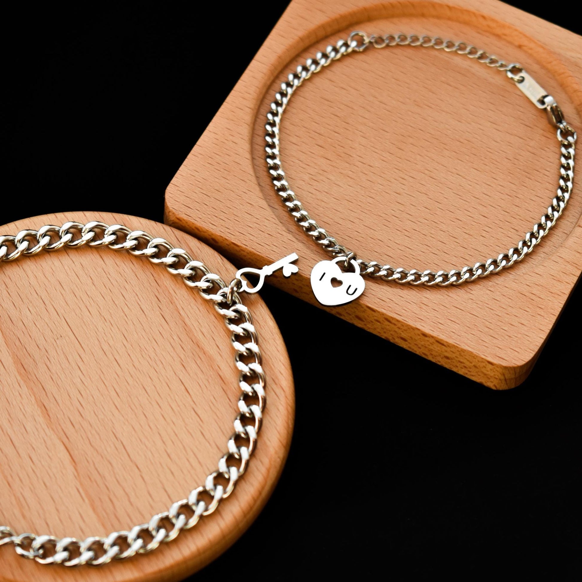 Charms Key & Lock Couples Bracelet and Magnetic Heart, Set Matching Bracelets, Gift Jewelry, Friendship, Husband Wife, His and Hers Bracelet - LoveBrasleT - Couple Gift Store