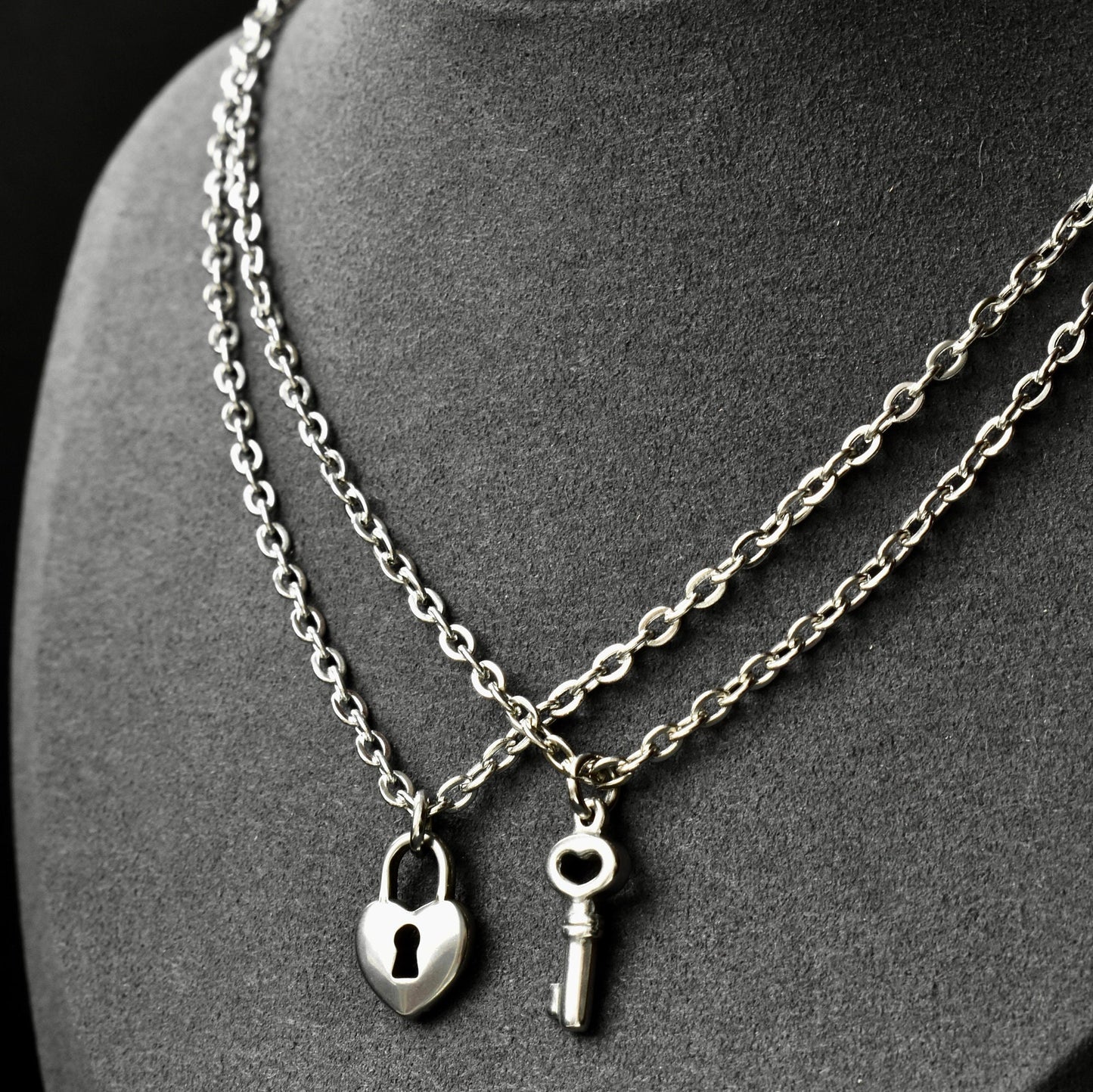 Key and Lock Couple Necklace Set of 2, Gift for Couples, His and Hers Necklace, Silver Couples Necklace, Gifts for Her Him Bestfriend Love