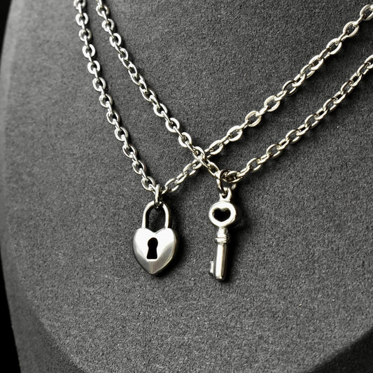 Key and Lock Couple Necklace Set of 2, Gift for Couples, His and Hers Necklace, Silver Couples Necklace, Gifts for Her Him Bestfriend Love