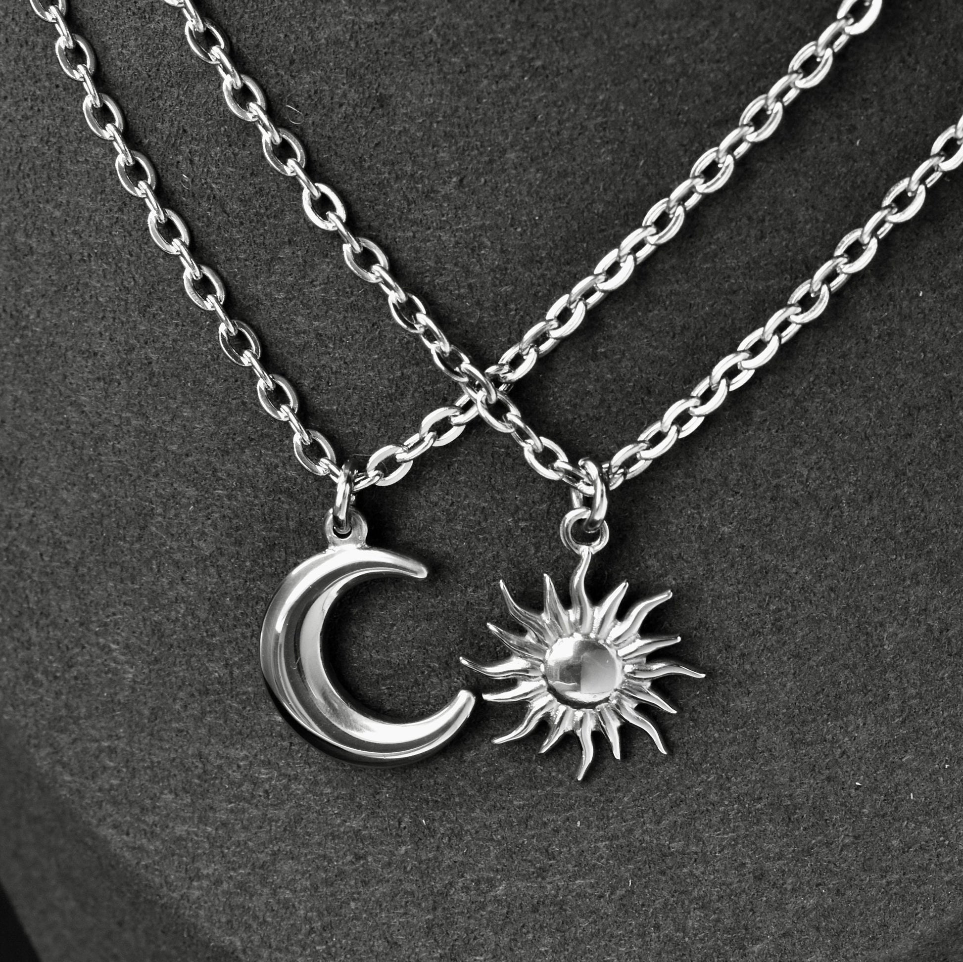 Sun and Moon Couple Necklace, Set of 2 His & Hers Necklaces, Silver and Gold Matching Necklace, Gifts for Her Him, Friendіship, Anniversary