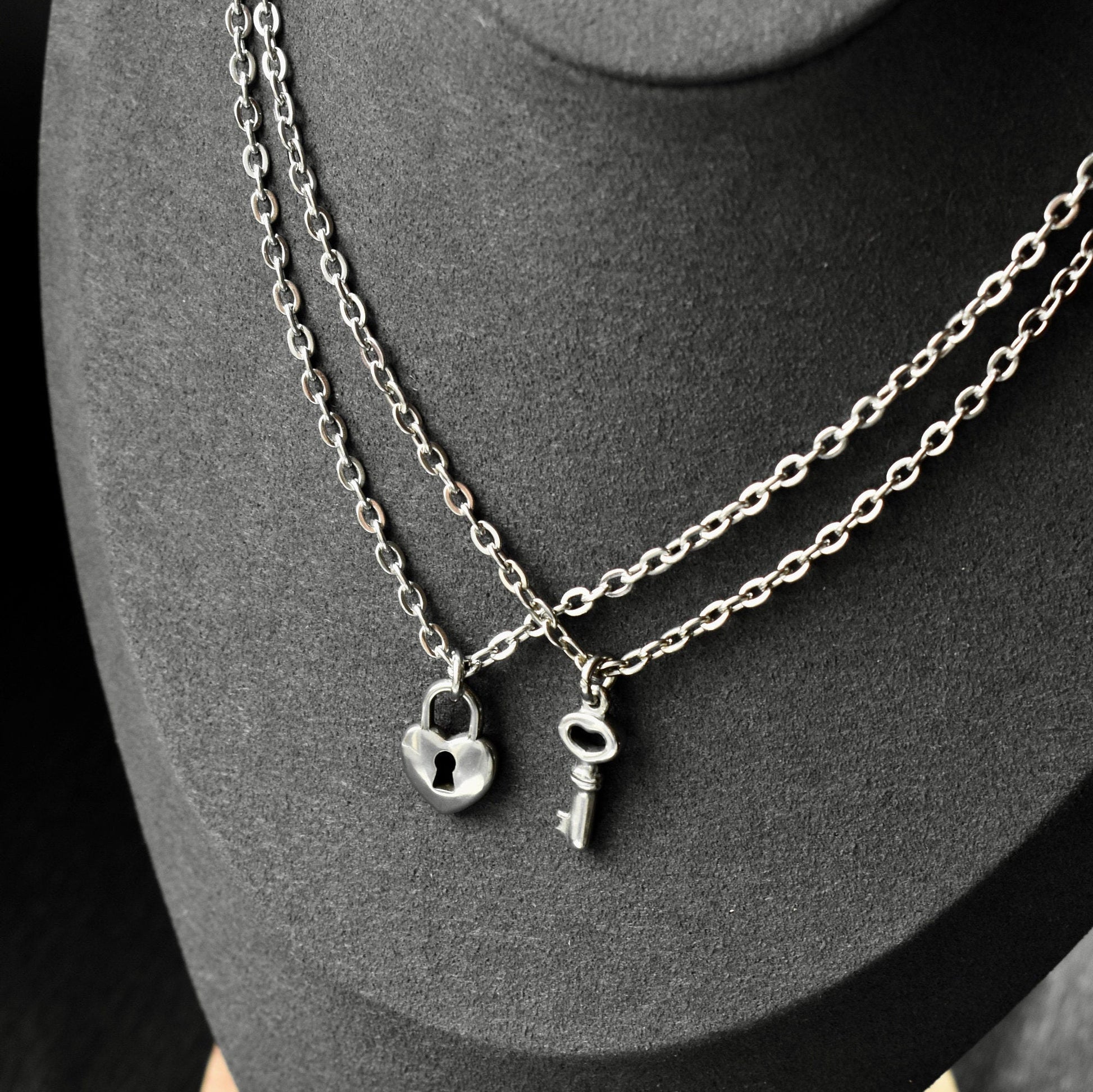 Key and Lock Couple Necklace Set of 2, Gift for Couples, His and Hers Necklace, Silver Couples Necklace, Gifts for Her Him Bestfriend Love - LoveBrasleT - Couple Gift Store