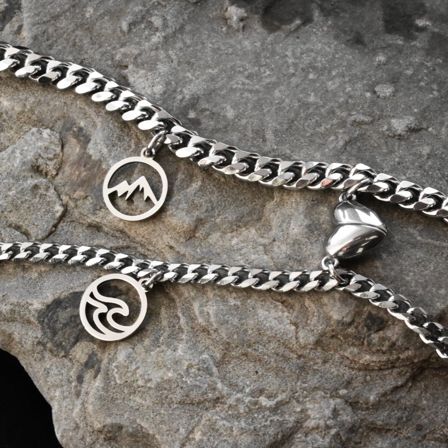 Mountain & Ocean Couple Bracelets charms, Magnetic Heart, Matching Bracelet Hill and Sea Wave, Gift for Couples, His Hers Jewelry, Set of 2 - LoveBrasleT – Matching Couples Gift Store