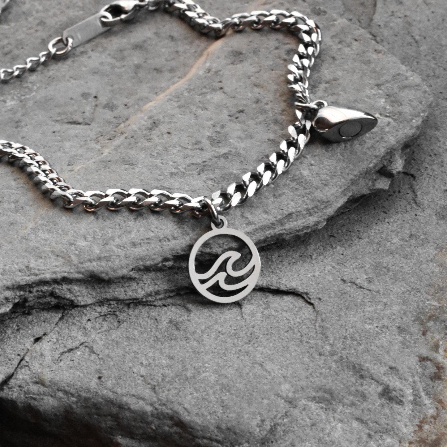 Mountain & Ocean Couple Bracelets charms, Magnetic Heart, Matching Bracelet Hill and Sea Wave, Gift for Couples, His Hers Jewelry, Set of 2 - LoveBrasleT - Couple Gift Store